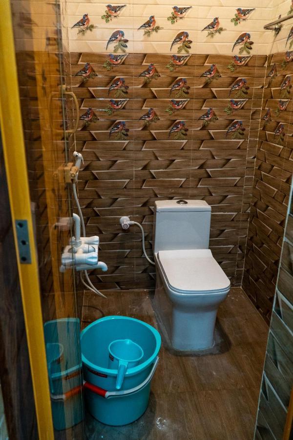 Lakshmi Paradise Lodge A/C Pollāchi المظهر الخارجي الصورة