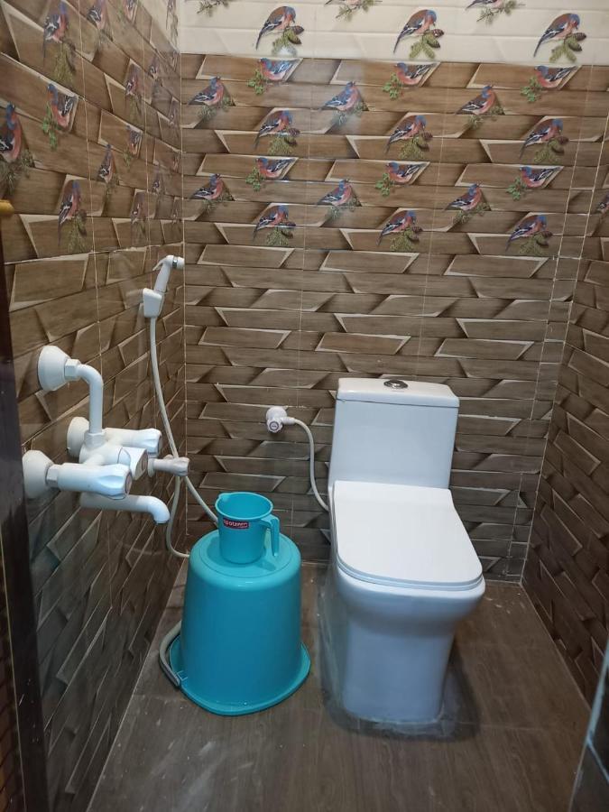 Lakshmi Paradise Lodge A/C Pollāchi المظهر الخارجي الصورة